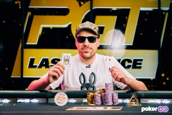 Artur Martirosian segue acumulando conquistas na carreira (foto: PokerGO)