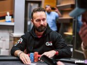 Daniel Negreanu tem boa vantagem na liderança em Las Vegas (foto: PokerGO)