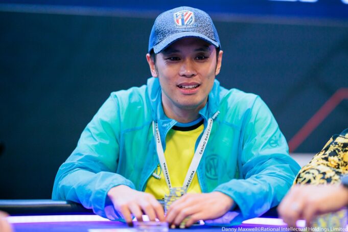 Wei Huang mostrou estar com a leitura em dia no EPT Paris