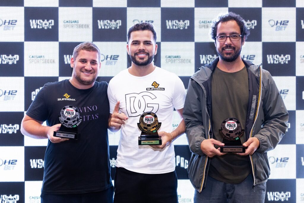 Pódio do Monster Stack Mystery KO da WSOP Brazil