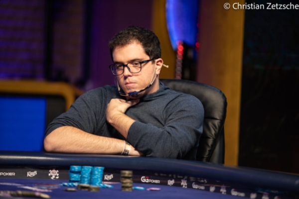 Brunno Botteon aparece entre os lideres no chip count