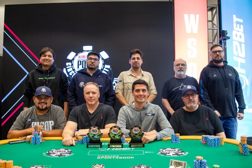 Mesa final do Turbo Big Stack PKO da WSOP Brazil