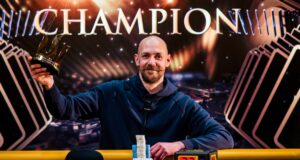 Stephen Chidwick conquistou o último troféu da etapa (Foto: Triton Poker)