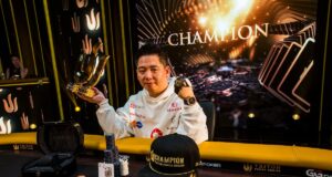 Tan Xuan bateu Martin Nielsen no HU para levar o troféu (Foto: Triton Poker)