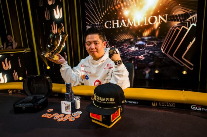 Tan Xuan bateu Martin Nielsen no HU para levar o troféu (Foto: Triton Poker)