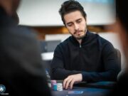 Felipe Ketzer tem uma bela pilha no Main Event da Merit Carmen Series (Foto: Merit Poker)