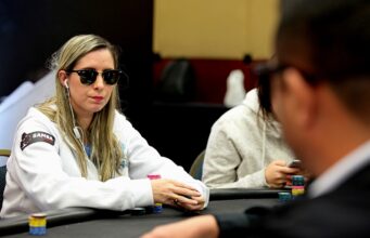 Simone Alves começará a decisão no GGPoker em ótima situação